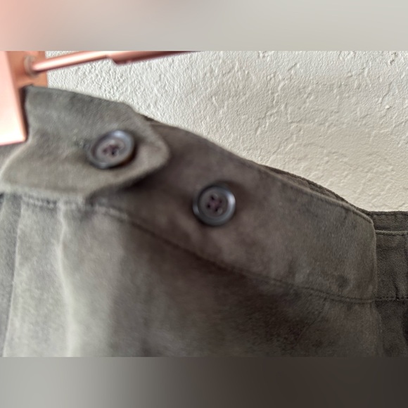 Banana Republic - Banana Republic Factory - Vegan Suede Mini Skirt - Olive Green - Picture 5 of 6